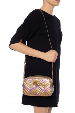 'gg marmont' quilted shoulder bag, zdjęcie 2 'gg marmont' quilted shoulder bag od Gucci